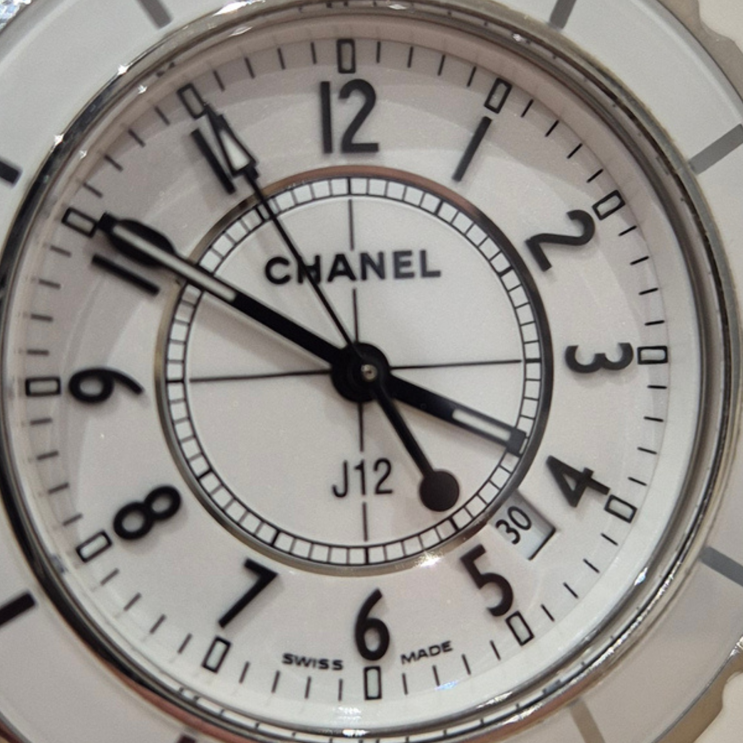 J12 Céramique blanche